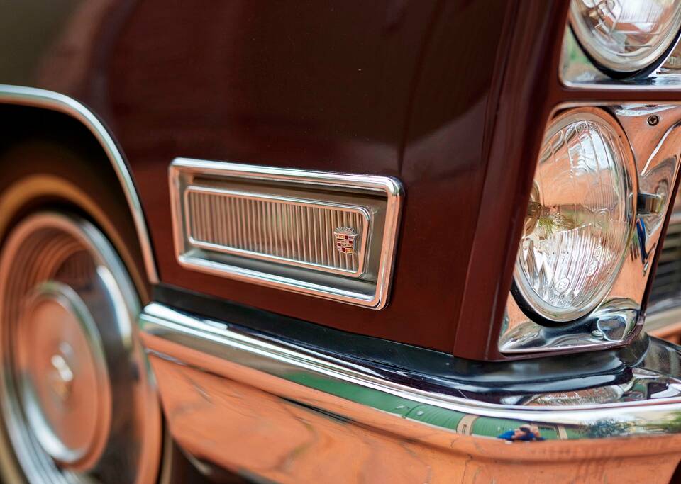 Bild 92/200 von Cadillac Coupe DeVille (1968)