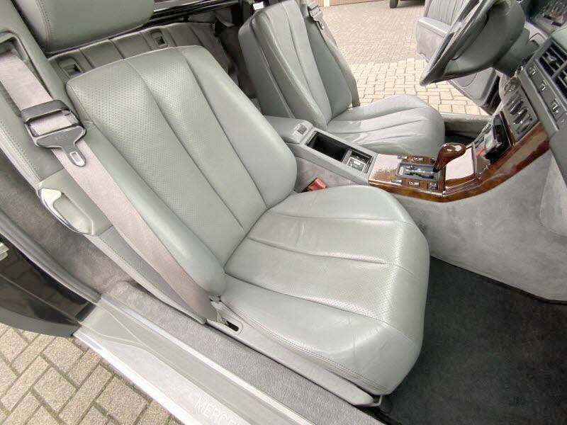 Image 11/12 de Mercedes-Benz 300 SL (1992)
