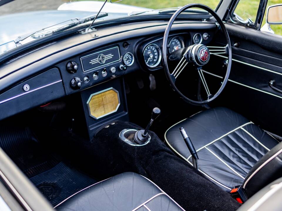 Bild 4/46 von MG MGB (1964)