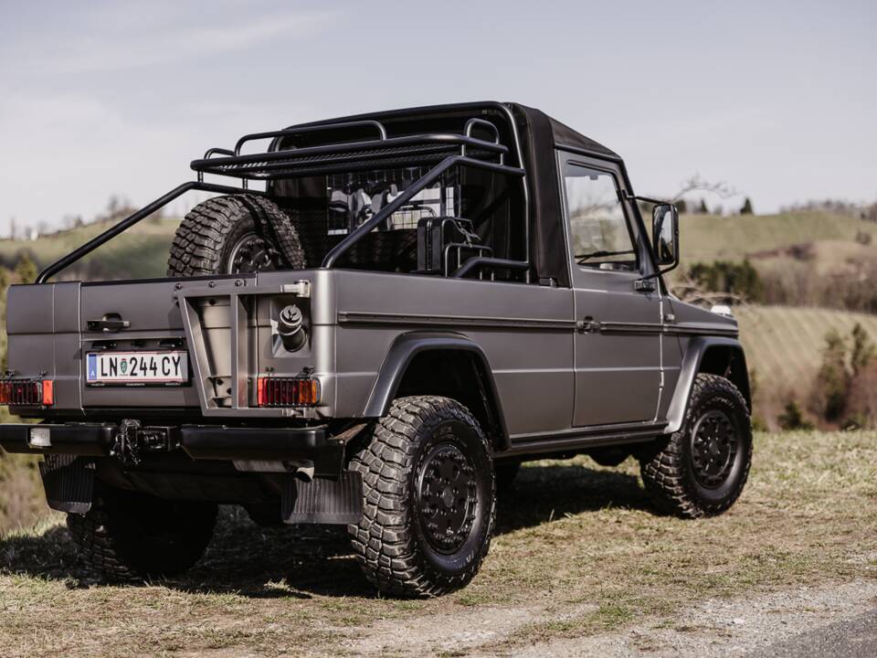 Image 47/79 of Steyr-Puch 230 GE (SWB) (1994)