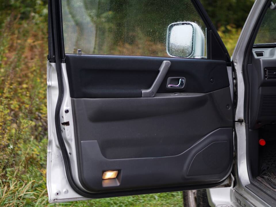 Bild 25/50 von Mitsubishi Pajero Evolution (1997)