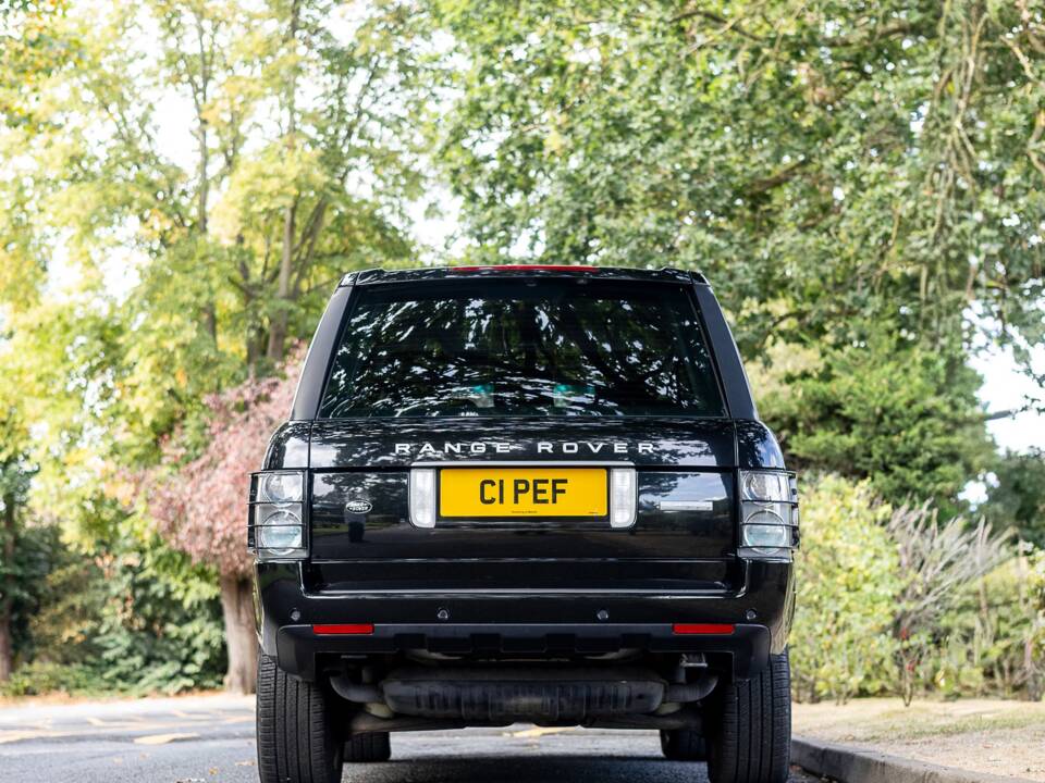 Image 41/50 de Land Rover Range Rover Vogue TDV8 (2009)