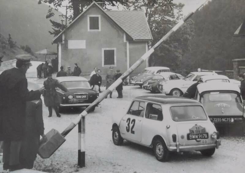 Image 14/50 of Morris Mini Cooper S 1275 (1963)