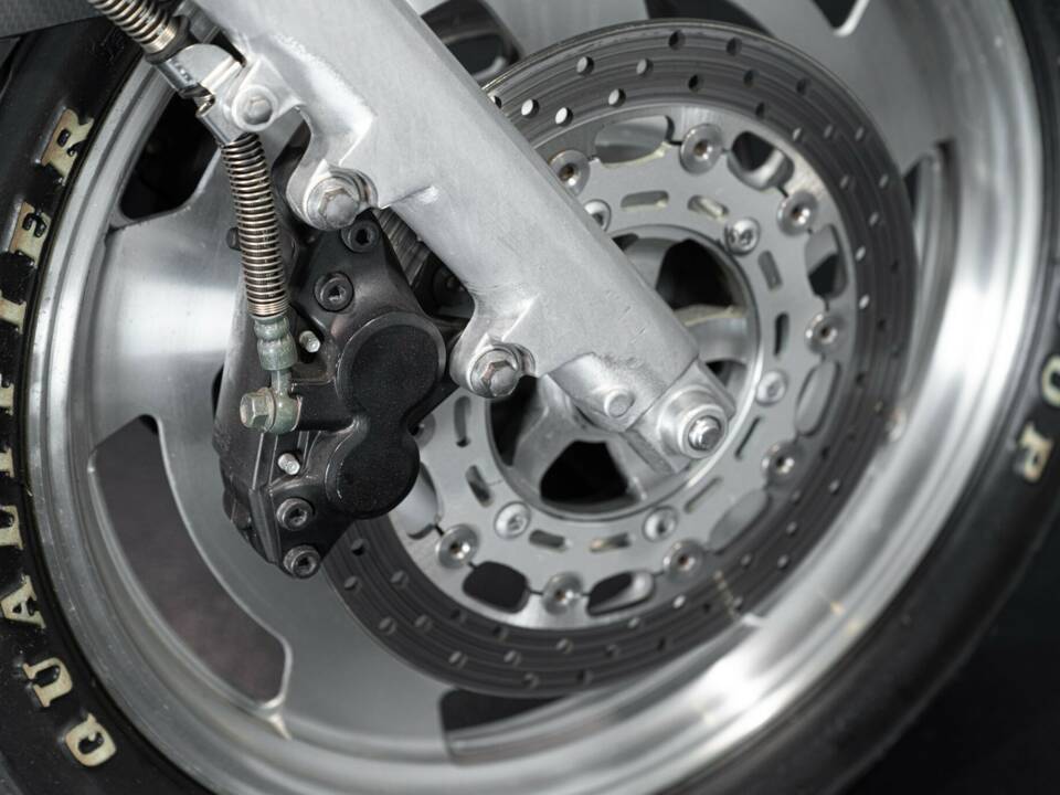 Bild 9/27 von Yamaha DUMMY (1999)