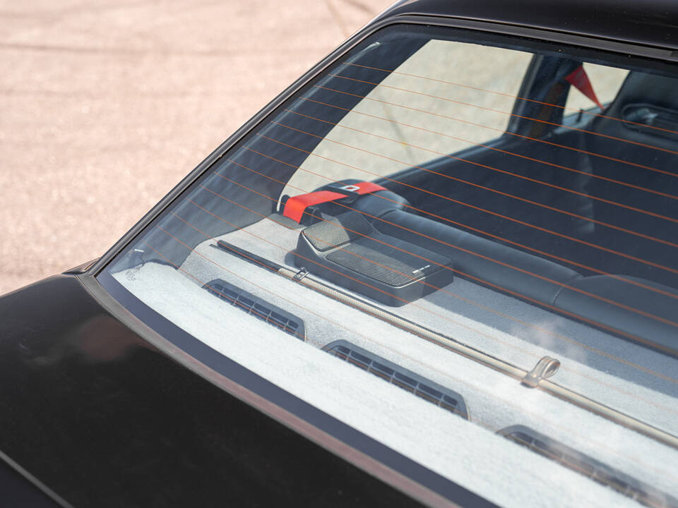 Image 30/91 de BMW M3 Sport Evo (1990)