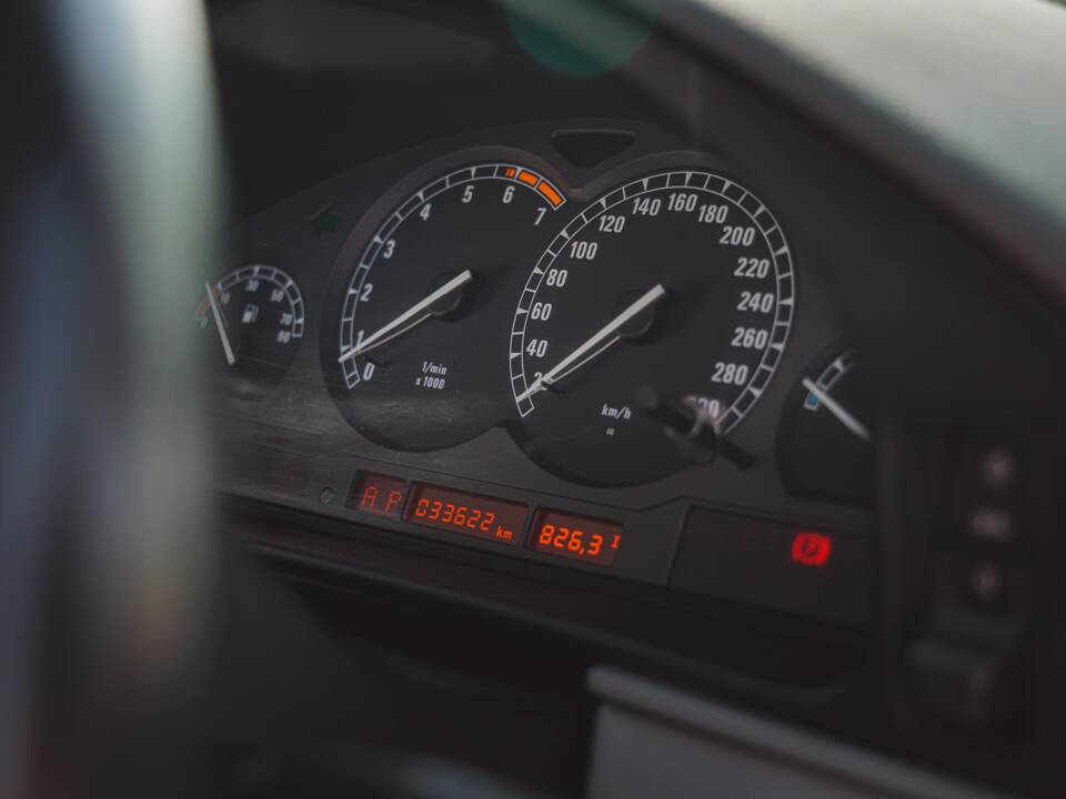 Afbeelding 29/39 van BMW 850Ci (1994)