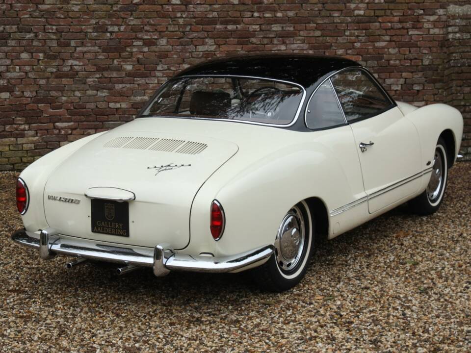 Image 14/50 of Volkswagen Karmann Ghia 1300 (1966)