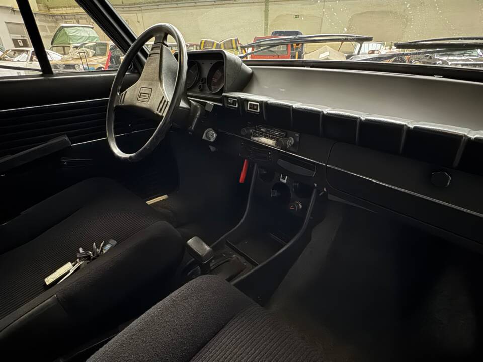 Image 45/85 de Volvo 66 (1980)