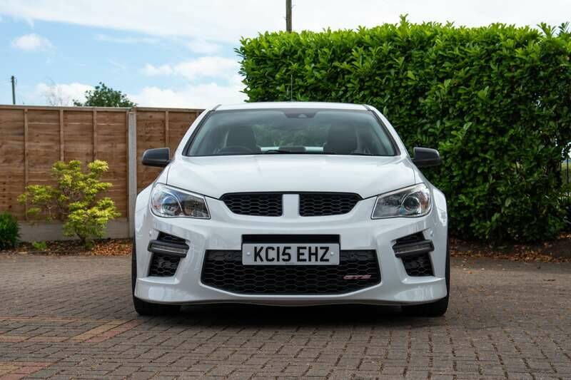 Image 6/10 of Vauxhall VXR8 GTS (2015)
