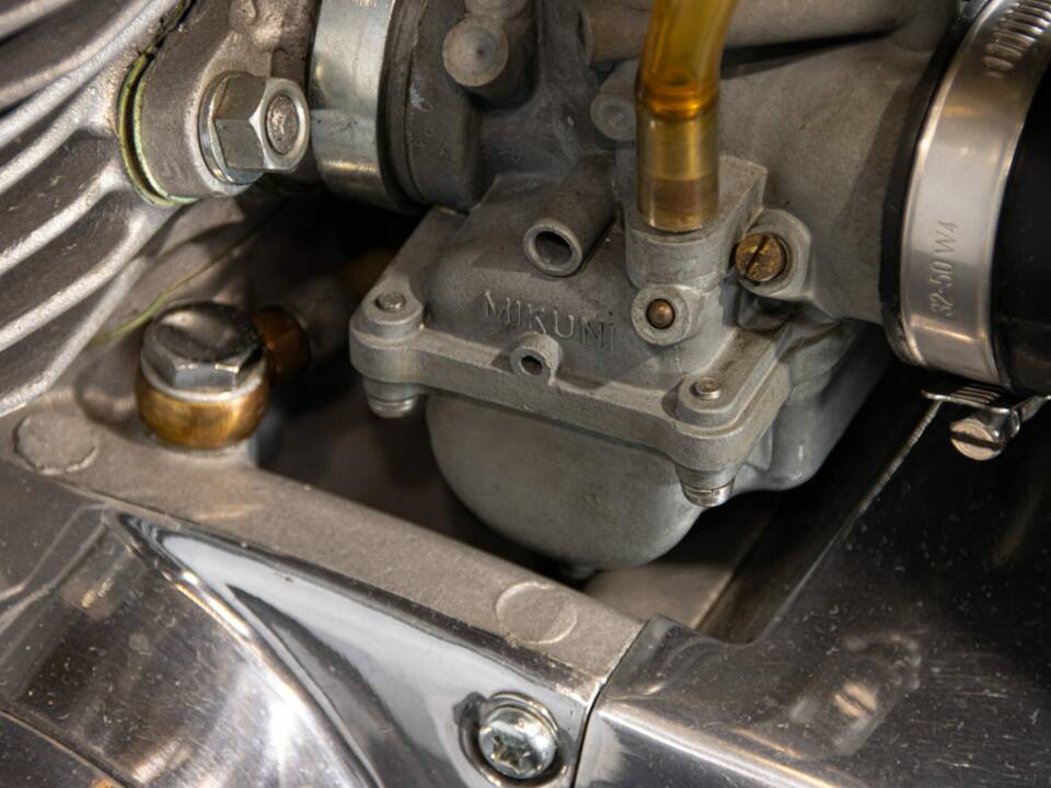 Image 14/50 of Kawasaki DUMMY (1976)