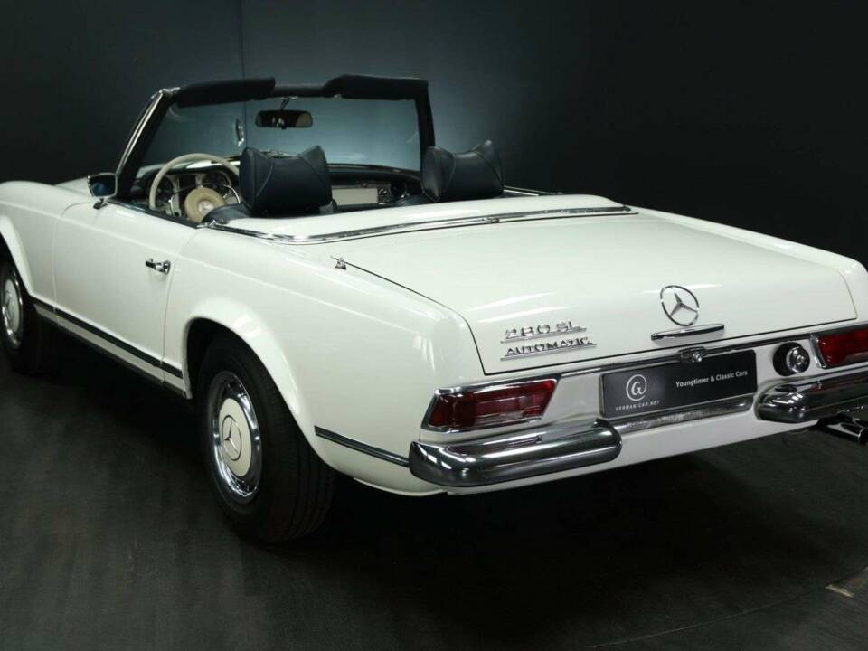 Image 4/50 of Mercedes-Benz 280 SL (1968)