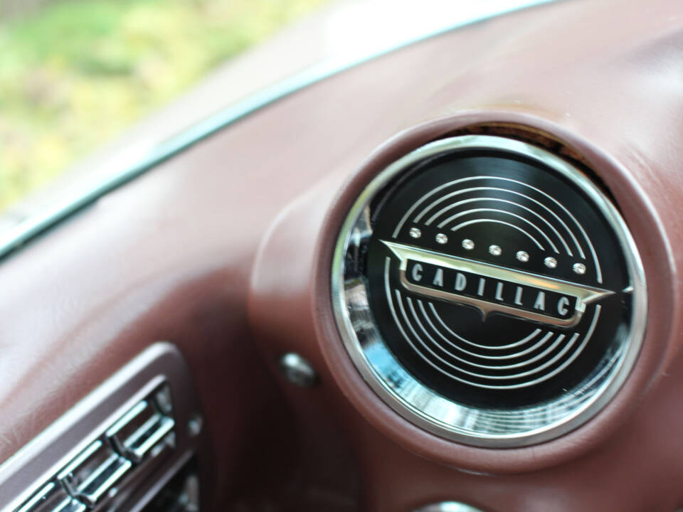 Bild 32/40 von Cadillac 62 Coupe DeVille (1959)