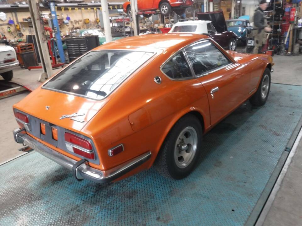 Image 35/50 of Datsun 240 Z (1972)