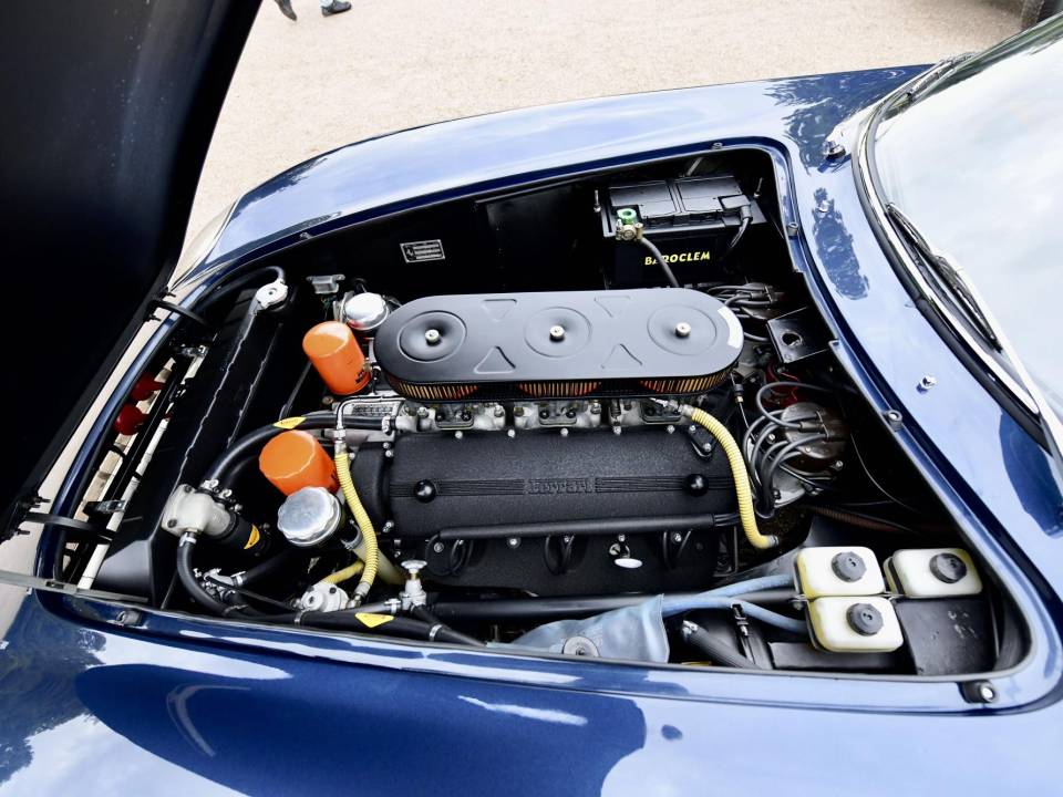 Afbeelding 33/50 van Ferrari 275 GTB (1965)