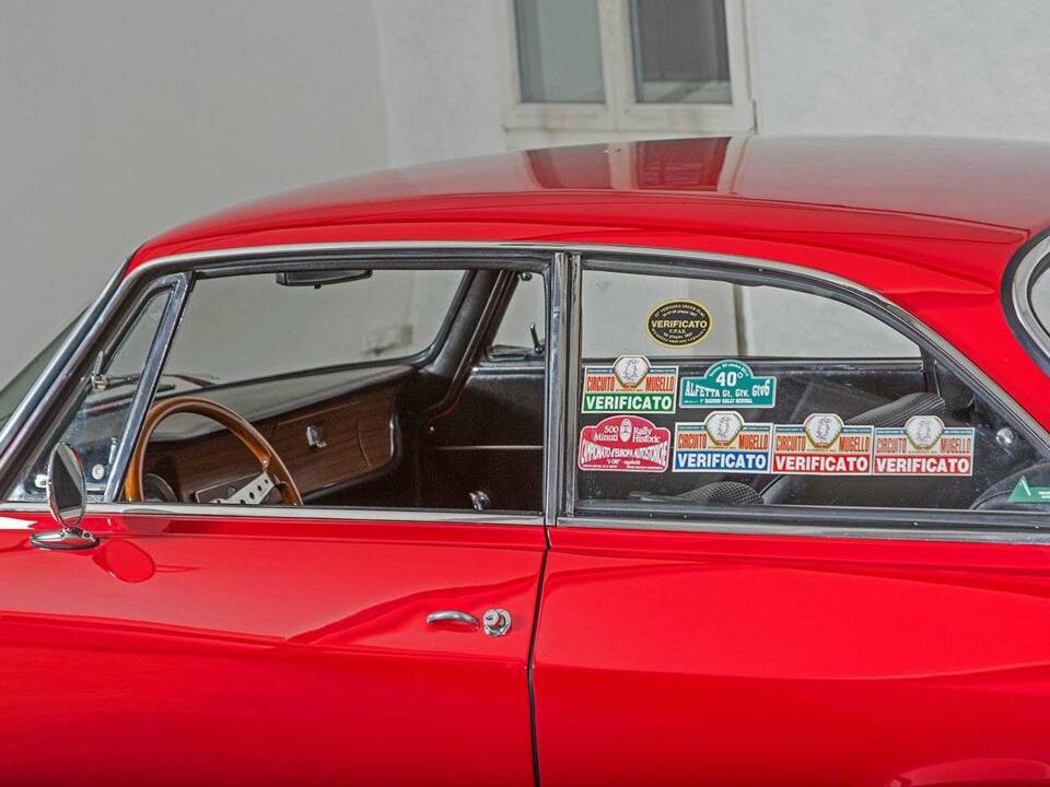 Immagine 5/31 di Alfa Romeo Giulia GTA 1300 Junior (1968)