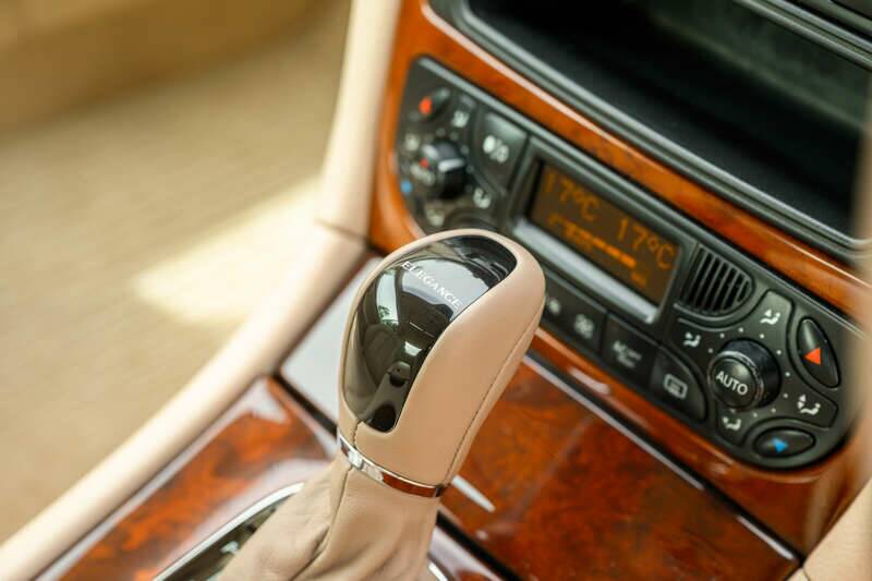 Bild 30/47 von Mercedes-Benz CLK 320 (2003)