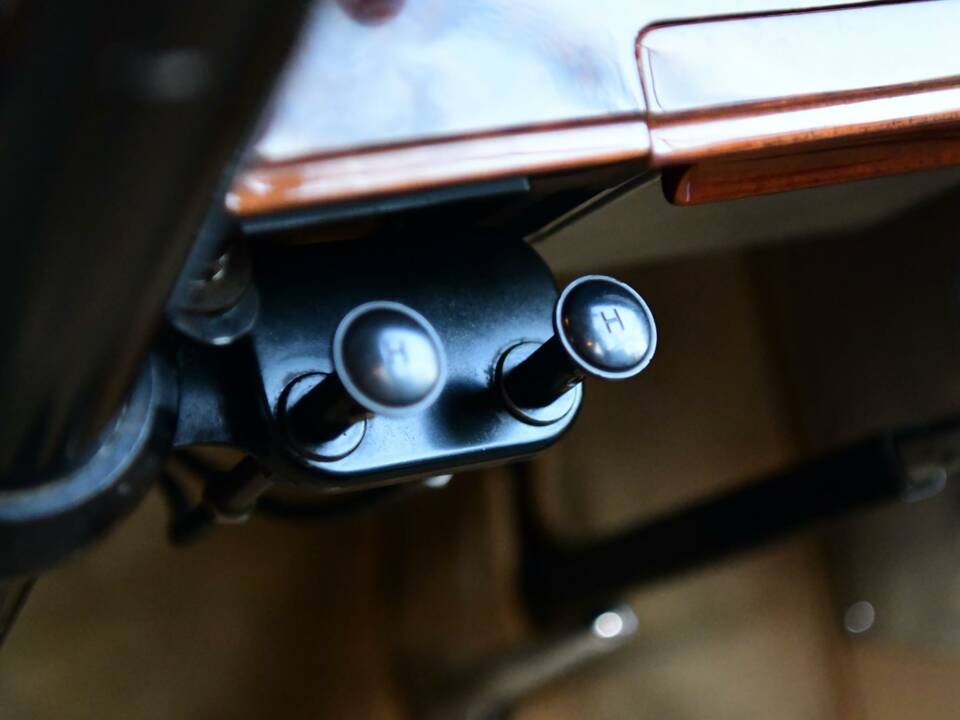 Bild 46/50 von Rolls-Royce Silver Dawn (1954)