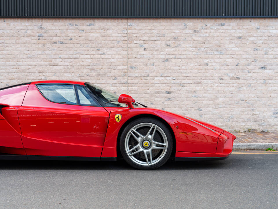 Bild 10/29 von Ferrari Enzo Ferrari (2002)