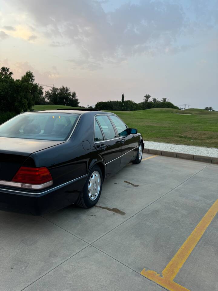Bild 7/37 von Mercedes-Benz S 320 (1994)