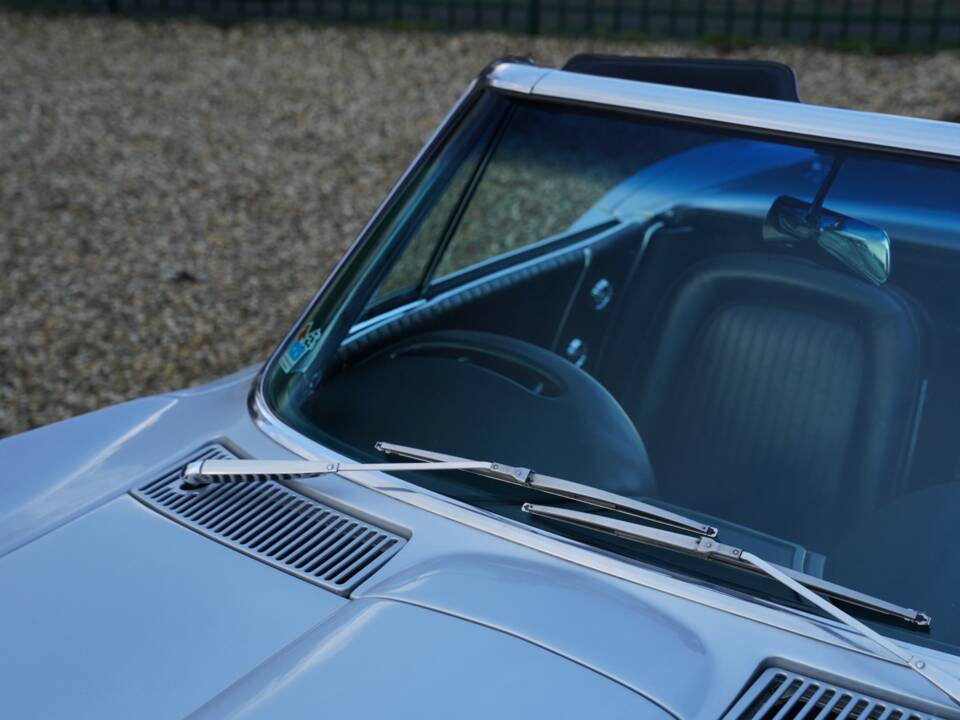 Immagine 46/50 di Chevrolet Corvette Sting Ray Convertible (1964)