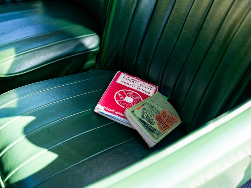 Image 44/50 of Morris Eight (1937)