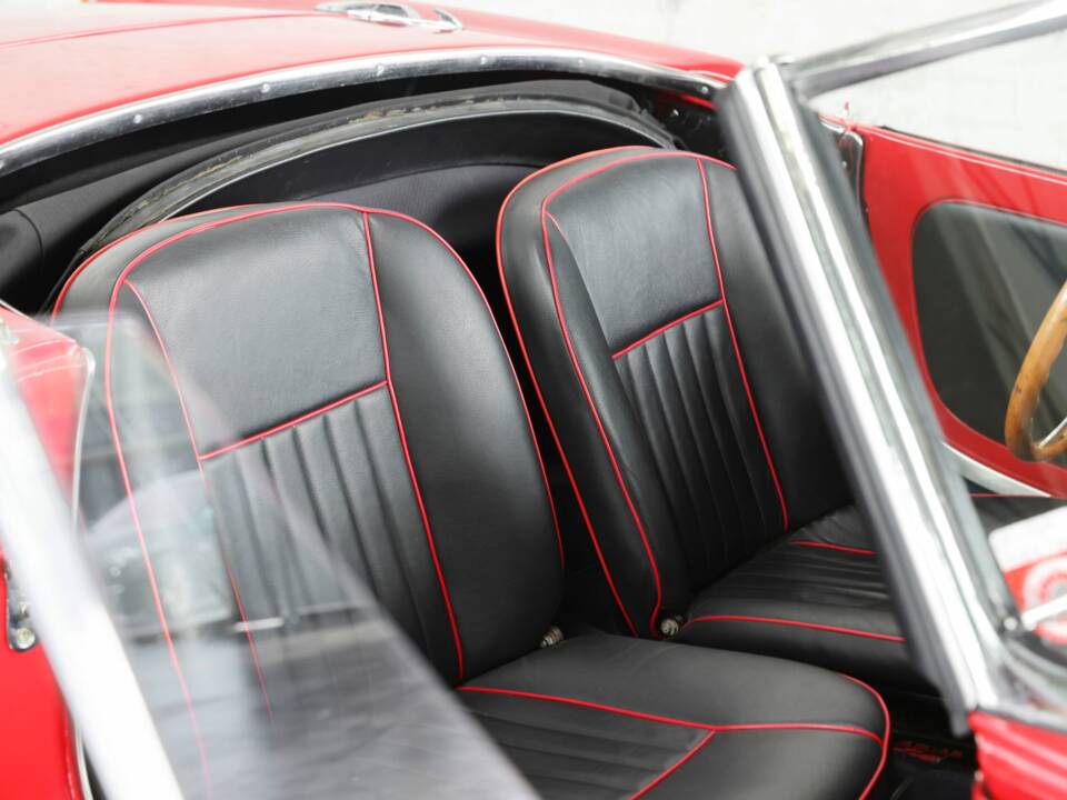 Image 35/50 of Alfa Romeo Giulietta Spider (1962)
