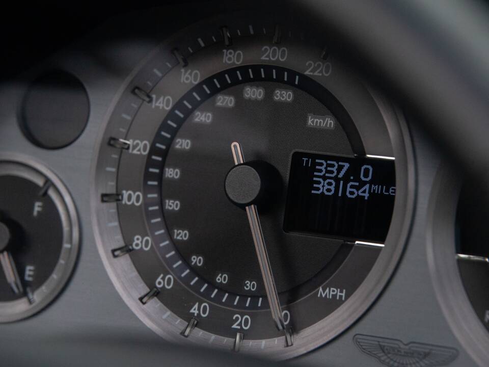Bild 16/50 von Aston Martin DB 9 Volante (2006)