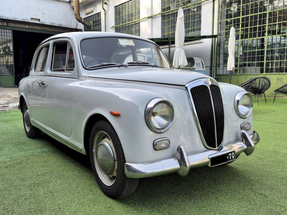 Image 8/53 of Lancia Appia C10 (1957)