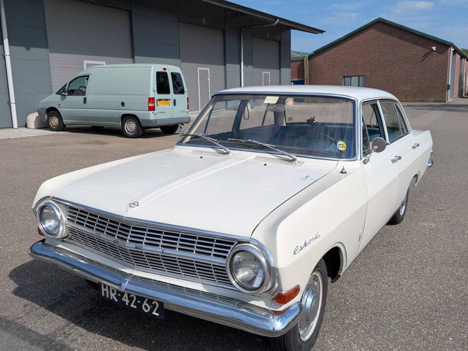 Image 29/35 of Opel Rekord 1700 (1964)