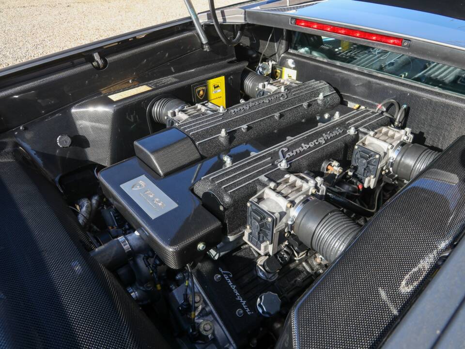 Image 4/50 de Lamborghini Murciélago (2003)