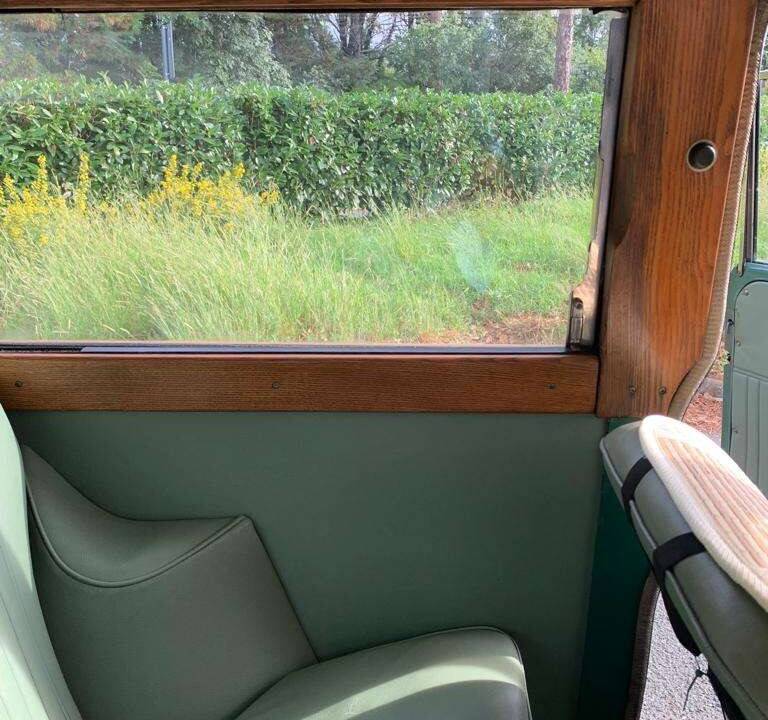 Immagine 36/83 di Morris Minor 1000 Traveller (1969)