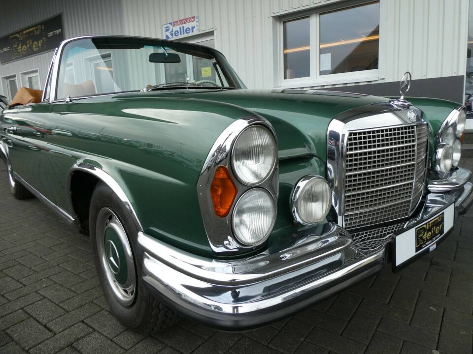 Afbeelding 21/26 van Mercedes-Benz 280 SE 3,5 (1970)