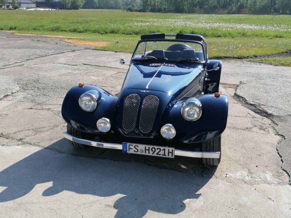 Image 2/19 of Invader Peak Morgan replica (1987)