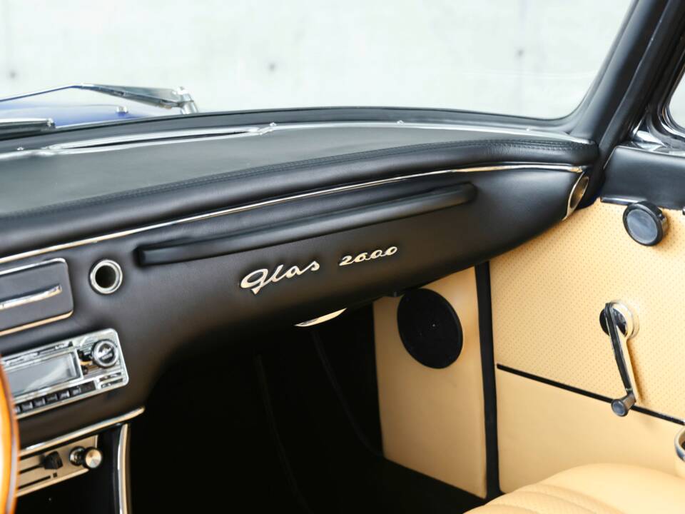 Bild 24/50 von Glas 2600 V8 (1967)