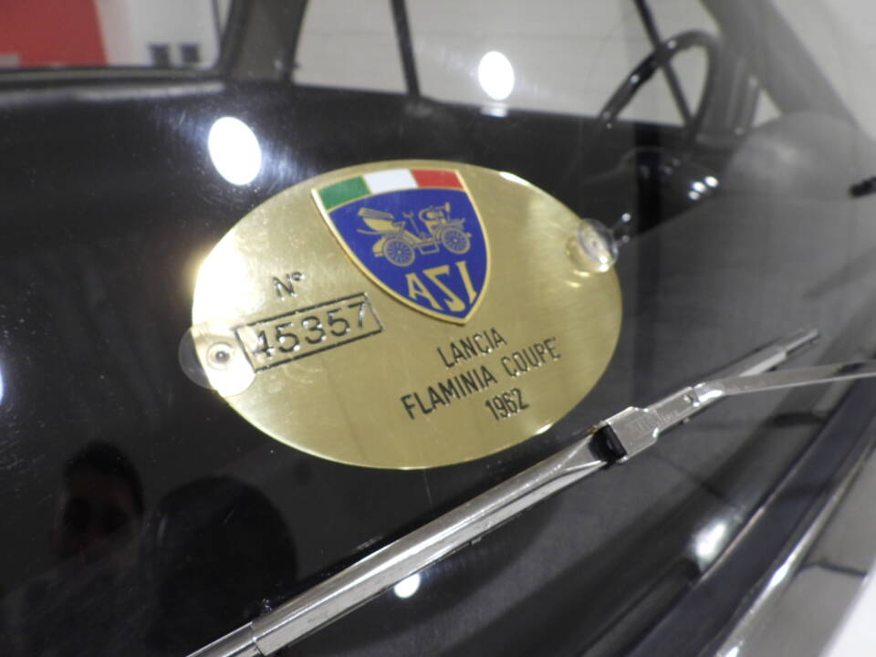 Image 5/15 of Lancia Flaminia Coupe Pininfarina (1962)