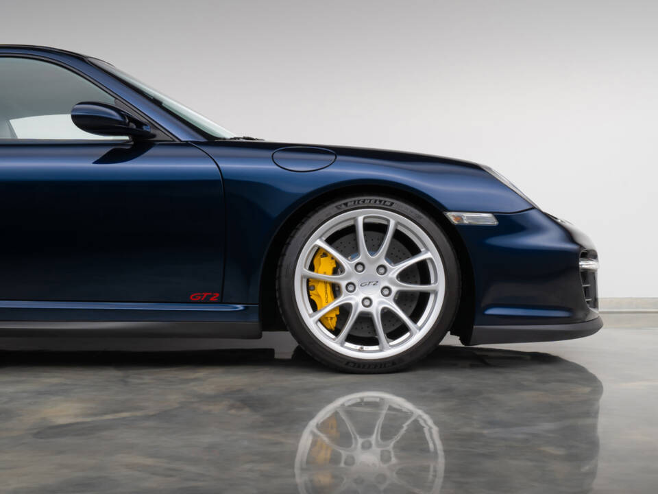 Bild 35/42 von Porsche 911 GT2 (2008)