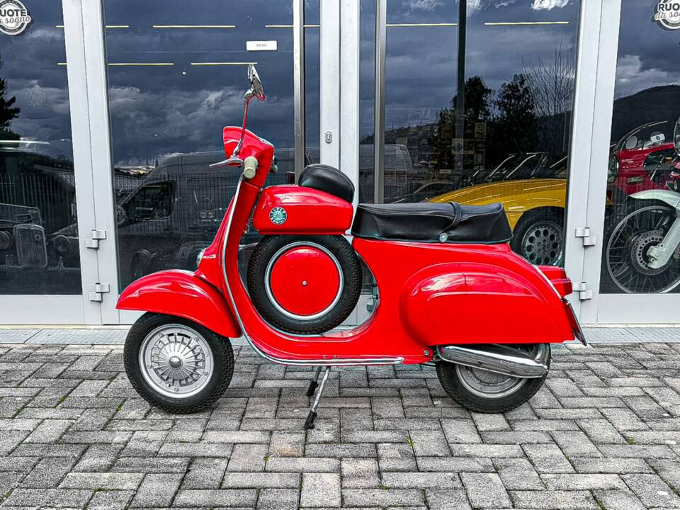Image 2/27 of Piaggio Vespa 90 SS (1965)