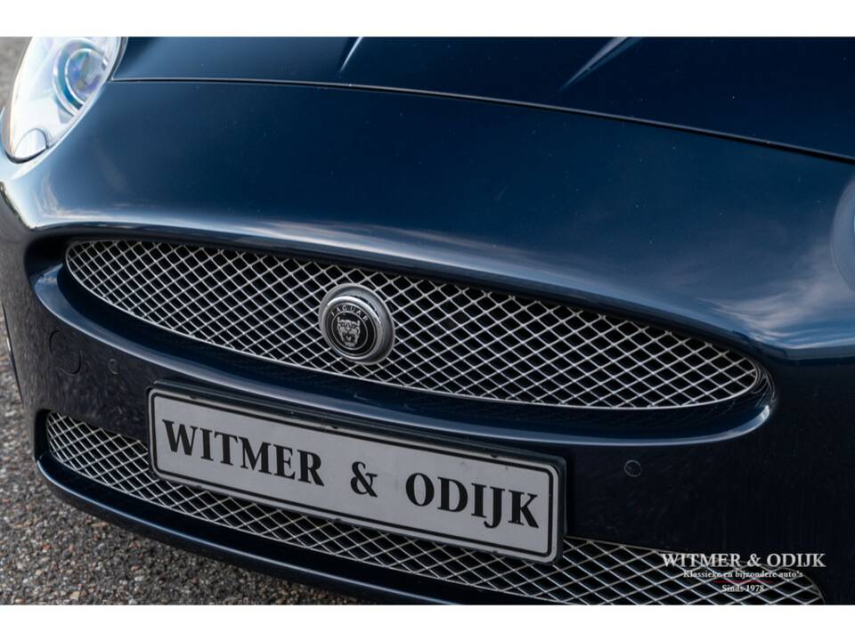 Bild 18/29 von Jaguar XKR (2008)