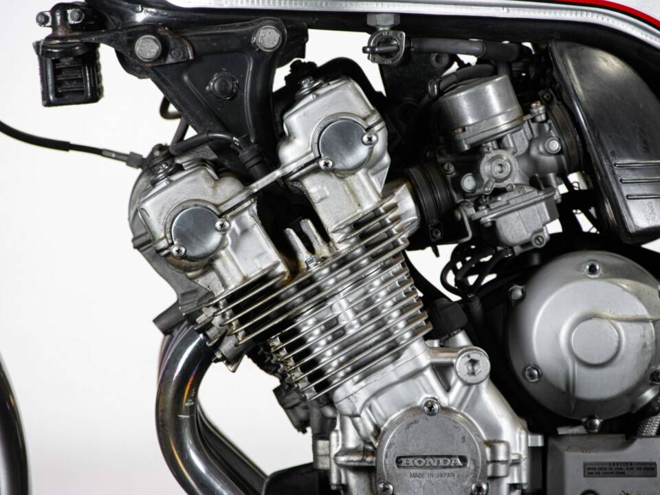 Image 24/50 of Honda DUMMY (1980)