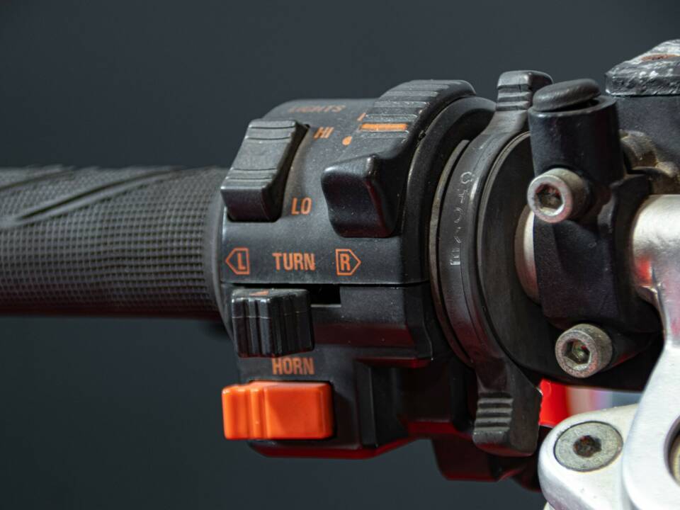 Image 48/50 of Ducati DUMMY (1987)