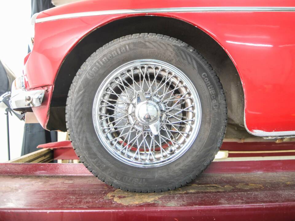 Image 50/50 of MG MGB GT (1967)