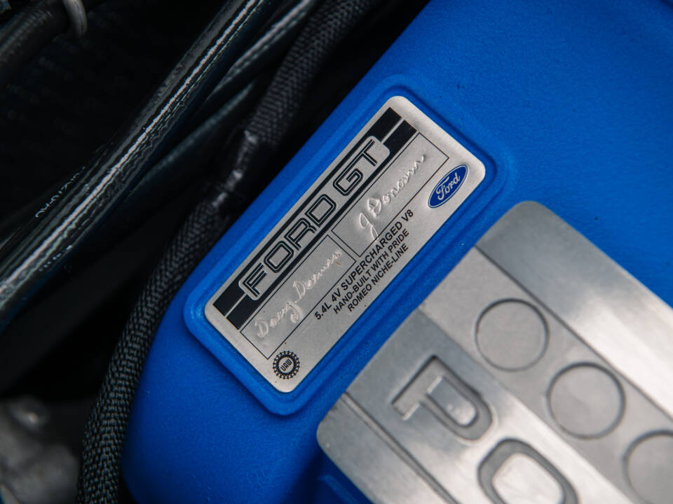 Imagen 29/39 de Ford GT (2005)