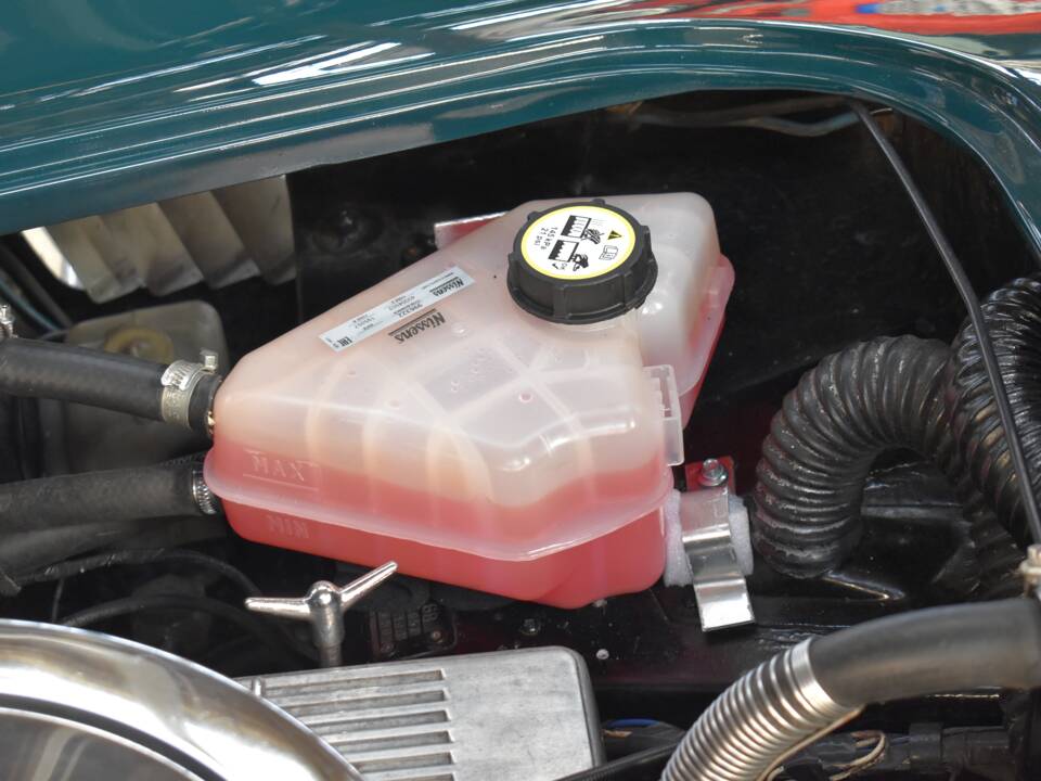 Image 39/39 of Hawk Cobra 289 (1968)