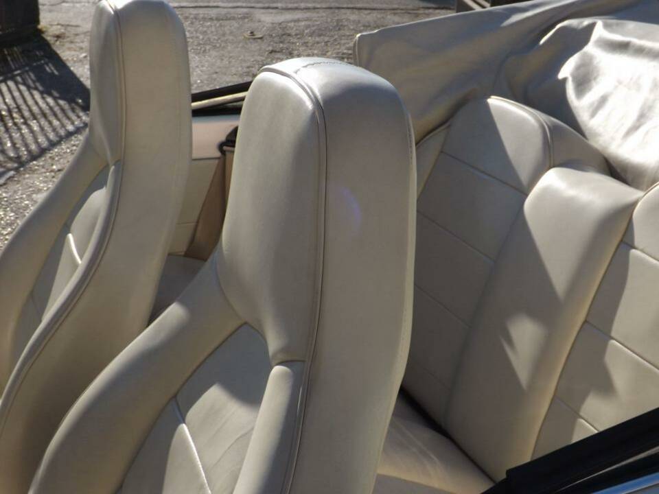 Bild 47/50 von Volkswagen Käfer 1303 LS (1973)