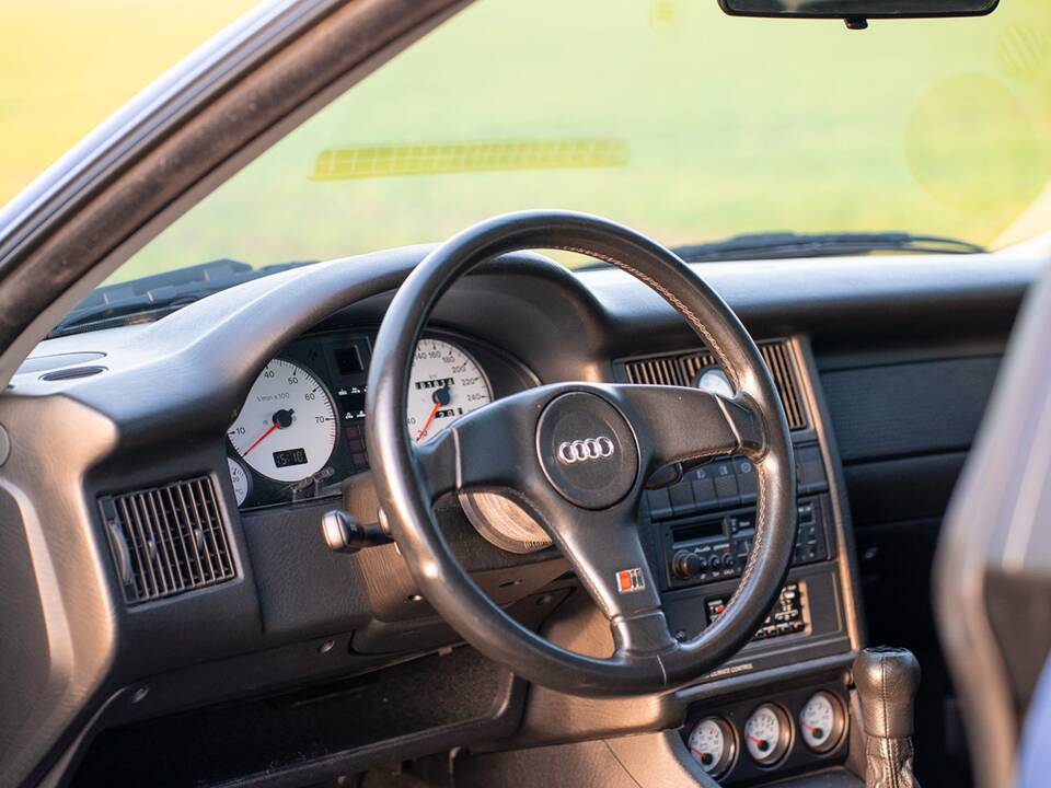 Bild 35/54 von Audi quattro 20V (1991)