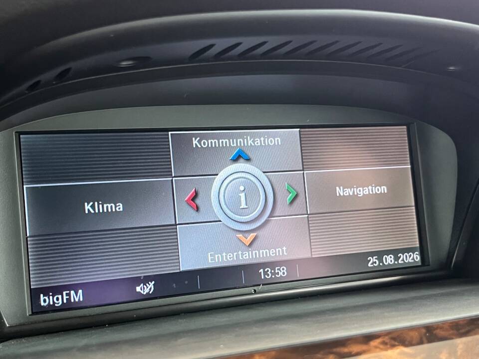 Afbeelding 38/38 van BMW 530i (2003)