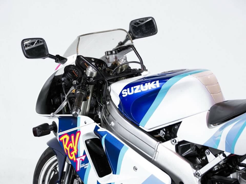 Immagine 34/50 di Suzuki RGV 250 Gamma (1992)