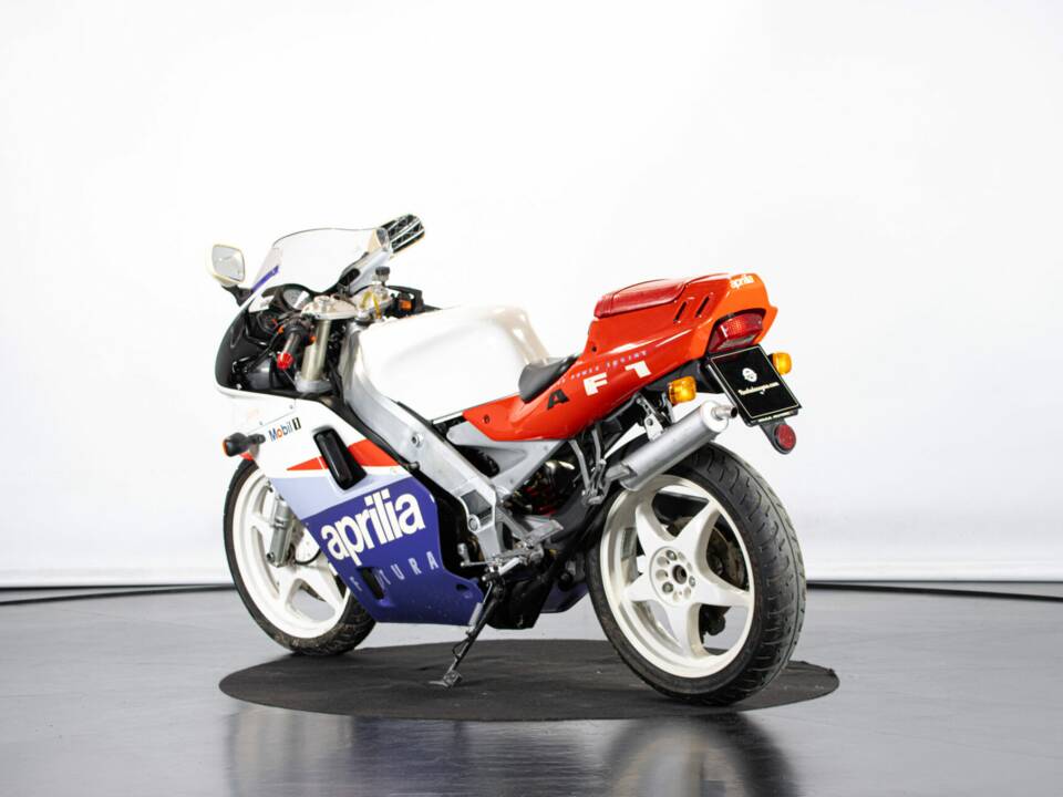 Bild 2/42 von Aprilia AF1 Futura Sport Pro 125 (1990)