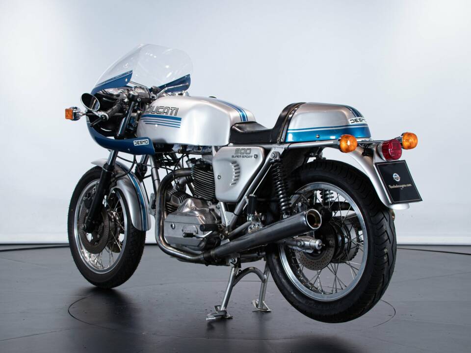 Imagen 2/50 de Ducati DUMMY (1977)