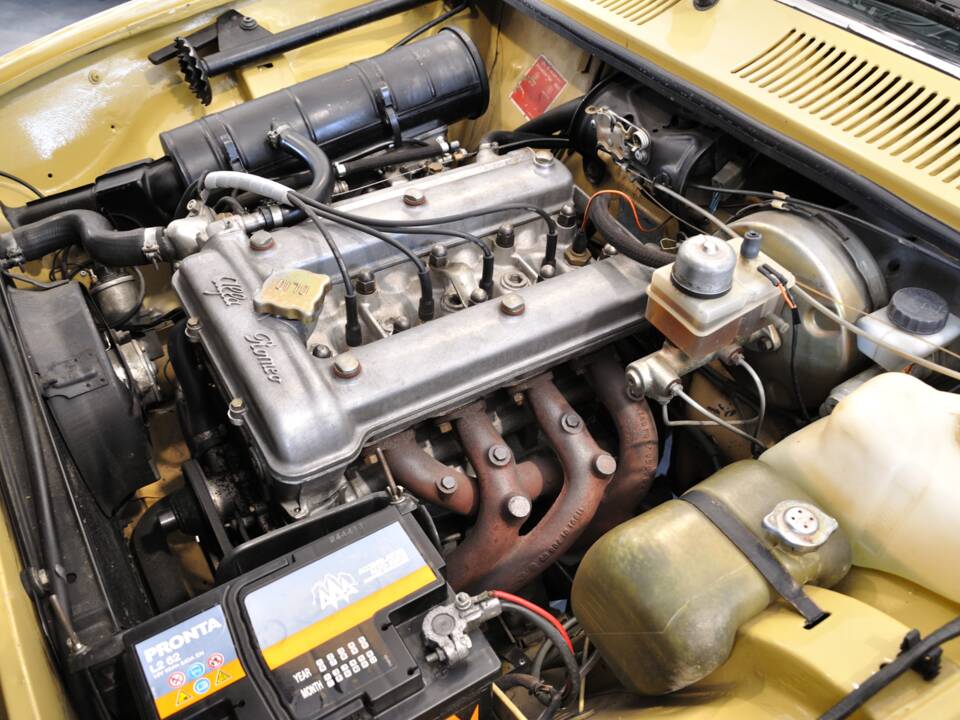 Image 29/31 of Alfa Romeo Alfetta 1.8 (1975)